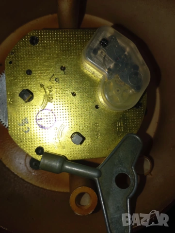 Настолен часовник, снимка 7 - Антикварни и старинни предмети - 54108671