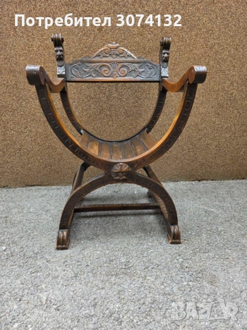 Ретро кресло с дърворезба 