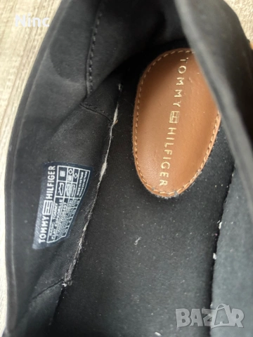 Дамски еспадрили Tommy Hilfiger 39, снимка 4 - Дамски ежедневни обувки - 54606521