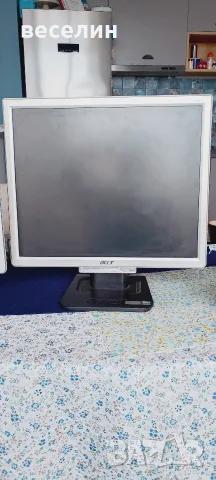 Монитори Acer 17 инча, снимка 2 - Монитори - 55658216