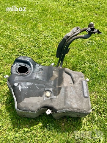 Резервоар гориво Фолксваген Пасат VW Passat b6