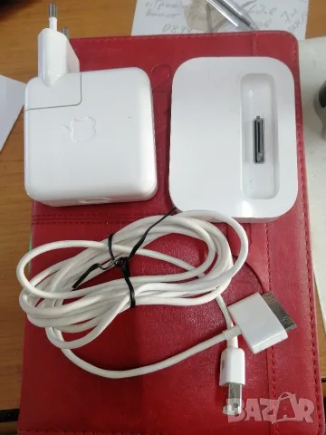 Докинг станция за iPod със зарядно и кабел, снимка 4 - iPod - 55609936