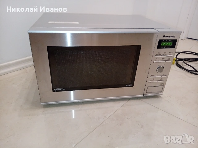 Продавам иноксова инверторна Микровълнова Фурна Panasonic 1000W 23L 50 евро. Спешно и изгодно!