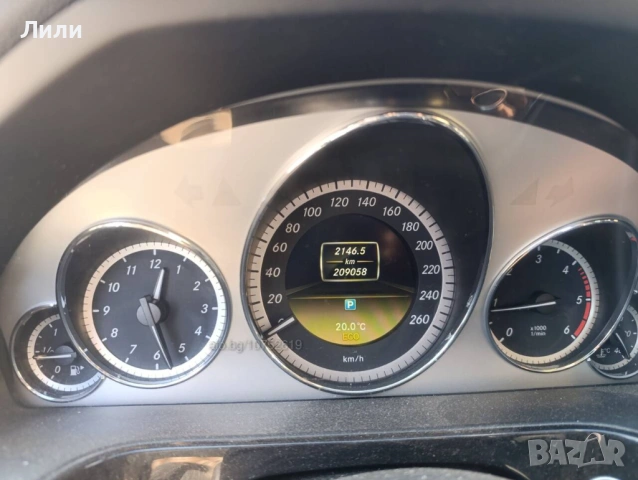 Mercedes-Benz E 220, Ръчна , снимка 6 - Автомобили и джипове - 54787591