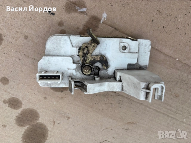Задна Лява Брава за Пежо 307 / Брава за Peugeot 307, /2000-2008/, /задна, лява, снимка 2 - Части - 54577478