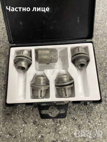 Секретни гайки за джанти Toyota, снимка 2 - Гуми и джанти - 55417713