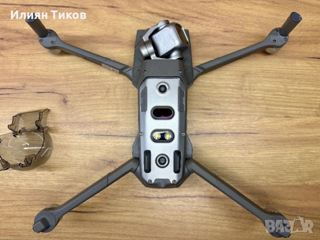 DJI Mavic 2 Pro дрон за ремонт части, снимка 11 - Дронове и аксесоари - 54461213