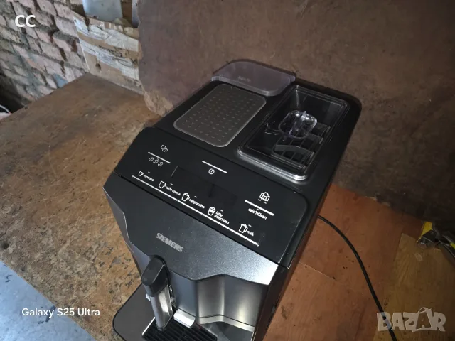 Продавам кафемашина Siemens eq3 s300