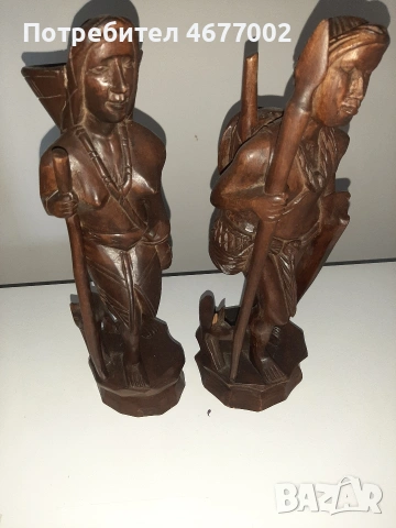 красива дърворезба със индианци