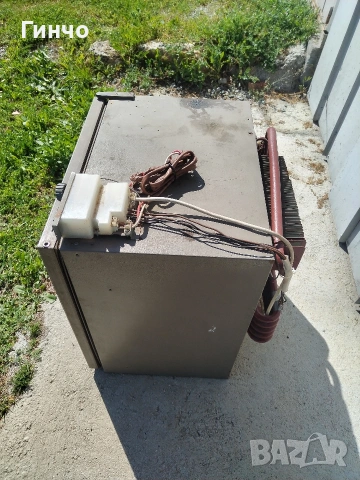 хладилник от каравана , снимка 2 - Хладилници - 54316807