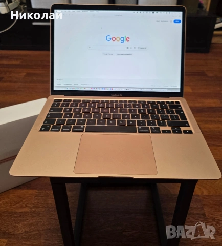 Продавам MacBook Air 13 с M1 чип, с 256GB памет и 8GB RAM 2023год , снимка 2 - Лаптопи за работа - 55165062
