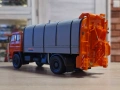 LIAZ 110.820 BOBR 16.2 боклукчийски 1974 - мащаб 1:43 на DeAgostini моделът е нов в блистер, снимка 3