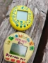 продавам тамагочита :Octo-Pets 8 in 1 Virtual Pet Tamagotchi, снимка 4