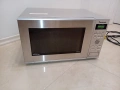 Продавам иноксова инверторна Микровълнова Фурна Panasonic 1000W 23L 50 евро. Спешно и изгодно!, снимка 1
