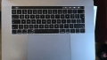 Лаптоп Apple Macbook pro (2019) A1990 16GB RAM i7 256 ssd с дефектирал дисплей, снимка 2