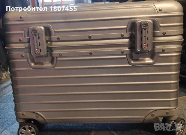 Rimowa Original Pilot Case 31L Сребрист, снимка 7 - Куфари - 55440907