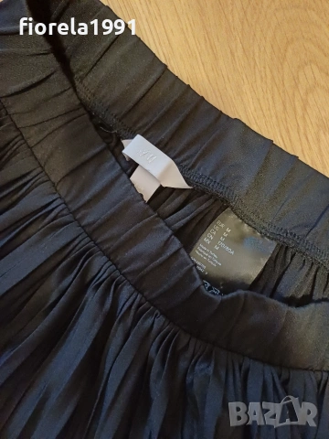 Красива пола H&M, снимка 2 - Поли - 55191957