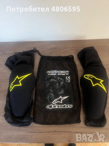 Наколенки Alpinestars