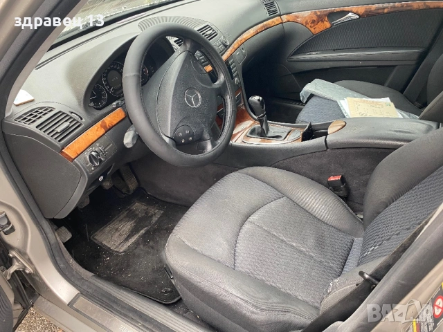 Мерцедес Е 200 бензин, снимка 13 - Автомобили и джипове - 53959962