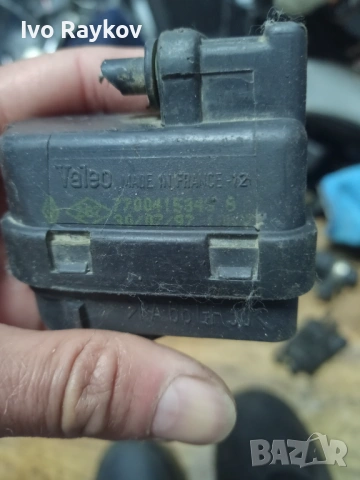 Мотор за регулиране на фаровете Renault 7700415343 , снимка 5 - Части - 54399262
