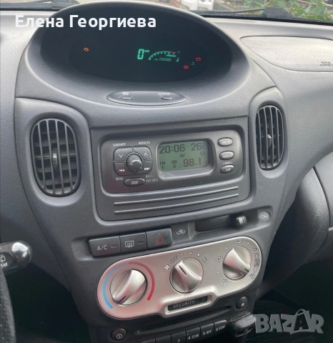 Toyota Yaris verso -1,3 vvti benzin., снимка 7 - Автомобили и джипове - 55011147