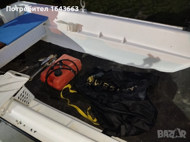 Продавам лодка с колесар, двигател и инвентар, снимка 5 - Воден транспорт - 54444026