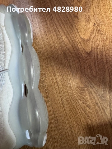 Nike скорпионки бели чисто нови, снимка 3 - Маратонки - 54569661