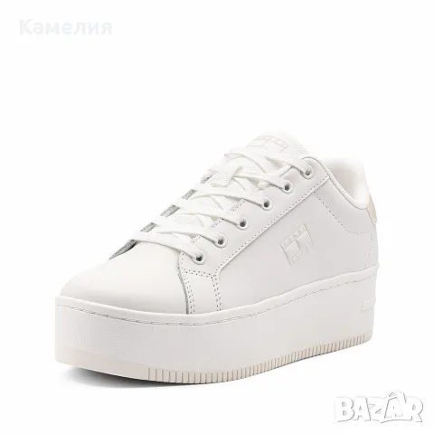 Бели дамски кецове Tommy Hilfiger TJW Flatform Pearlized Sneaker - размер 39, снимка 3 - Кецове - 55529204