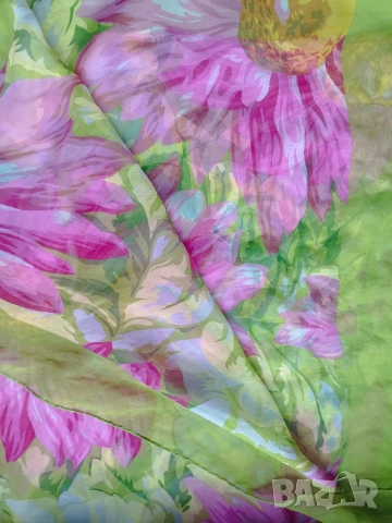 Дамски шал Dolce&Gabbana, снимка 8 - Шалове - 54031451