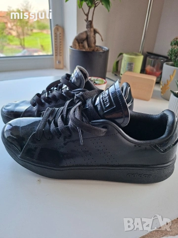 Сникърси Адидас