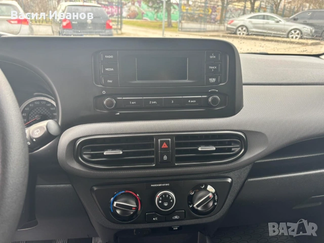 Hyundai i10 1.2i ръчна 2021г., снимка 8 - Автомобили и джипове - 54205145