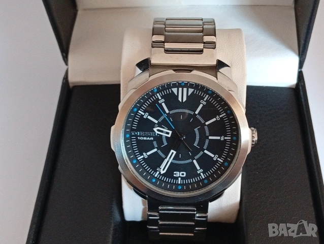 TOMMY HILFIGER EMPORIO ARMANI CASIO EDIFICE DIESEL Мъжки часовник като нов