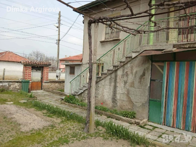 продава се къща с двор в с. Новаково, обл. Пловдив, снимка 3 - Къщи - 54191540
