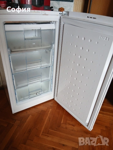 вертикален фризер beko, снимка 2 - Фризери - 54930748