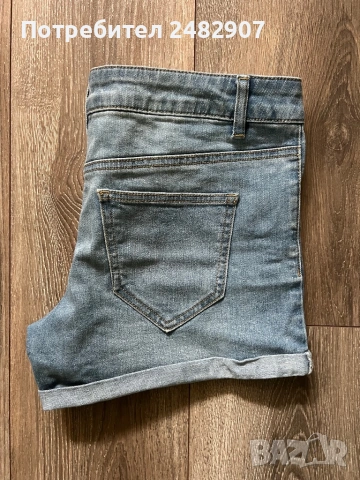 Къси дамски панталони, снимка 7 - Къси панталони и бермуди - 54353995