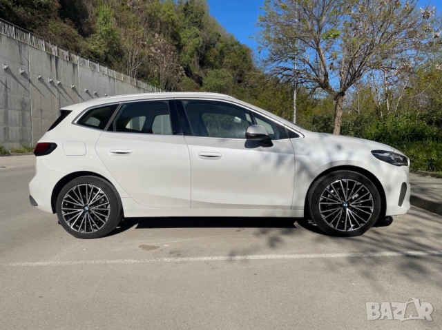 Перфектно BMW Active Tourer Luxury Line, снимка 4 - Автомобили и джипове - 54706394
