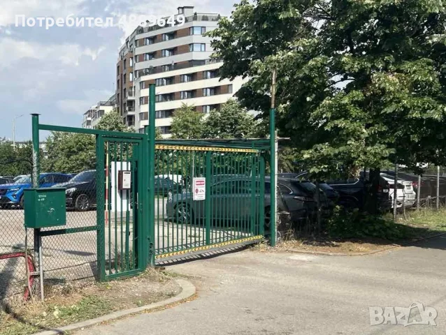 Гаражна и пешеходна врата + мотор