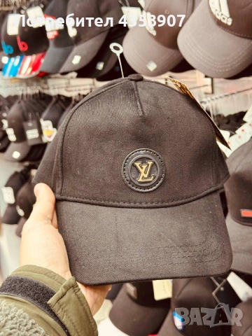  Prada шапка, снимка 11 - Шапки - 53982422