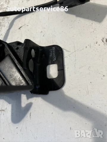 Заключващ механизъм на преден капак за Chevrolet Orlando 2.0 VCDI (2011) 95989875, снимка 2 - Части - 54644329