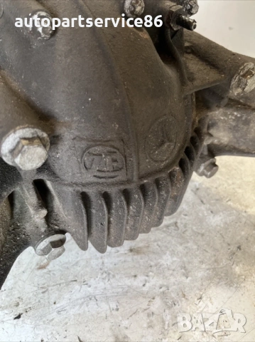 Заден диференциал за Mercedes ML W164 420 CDI (2007) 4460-310-032, снимка 3 - Части - 54202386