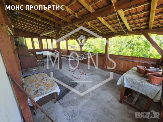 Двуетажна просторна къща в село Стоките, обл. Габрово., снимка 17 - Къщи - 55349179