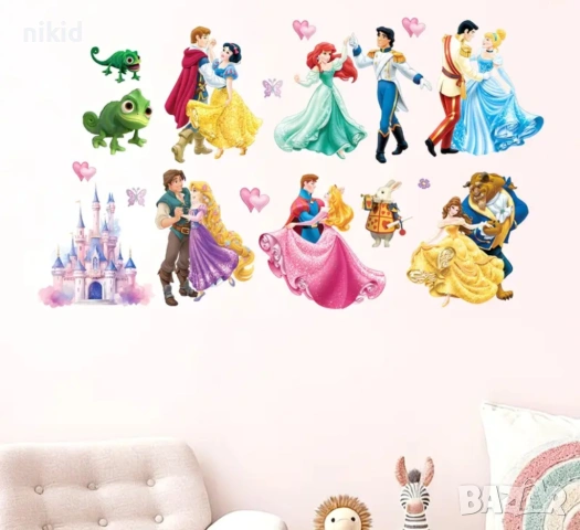 Дисни принцеси красавицата и звяра замък Рапунцел самозалепващ стикер лепенка за стена гардероб, снимка 2 - Други - 54034445