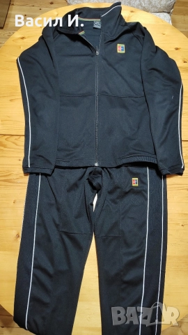 Продавам комплект nike dry fit размер М