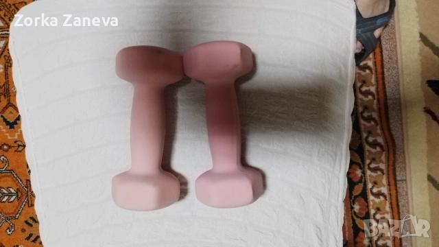 Комплект дъмбели, Винил, 2 х 2 кг, Розов, снимка 2 - Фитнес уреди - 55105148