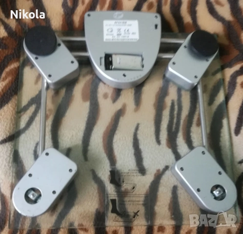 Продавам/Бартер Два Броя Електронни Смарт Кантари !, снимка 2 - Друга електроника - 54051958