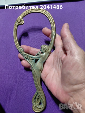 Бронзова рамка за огледало, снимка 3 - Антикварни и старинни предмети - 54347954