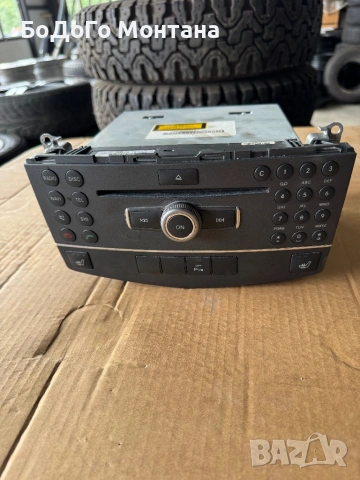 Оригинално радио/мултимедия Audio 20 (NTG4) за Mercedes-Benz C-класа (W204) преди фейслифта 