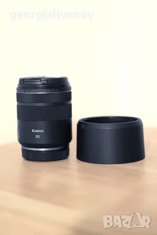 Обектив Canon RF 85mm f/2 Macro IS STM + сенник