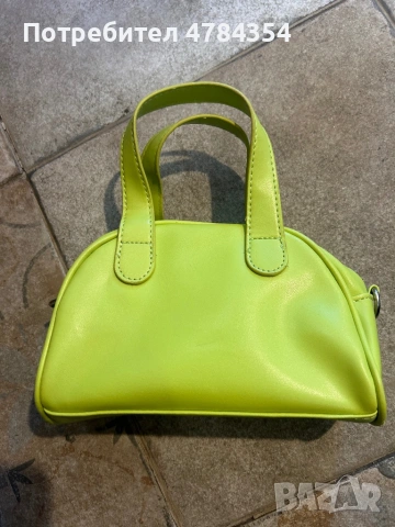 Чисто нова дамска чантичка, снимка 3 - Чанти - 54102252