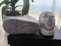 бебешки маратонки Jordan, снимка 3